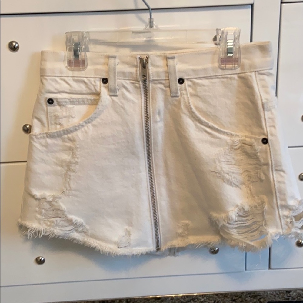 White Zipper Denim Skirt